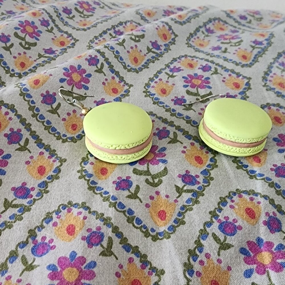 Green Macaron earings